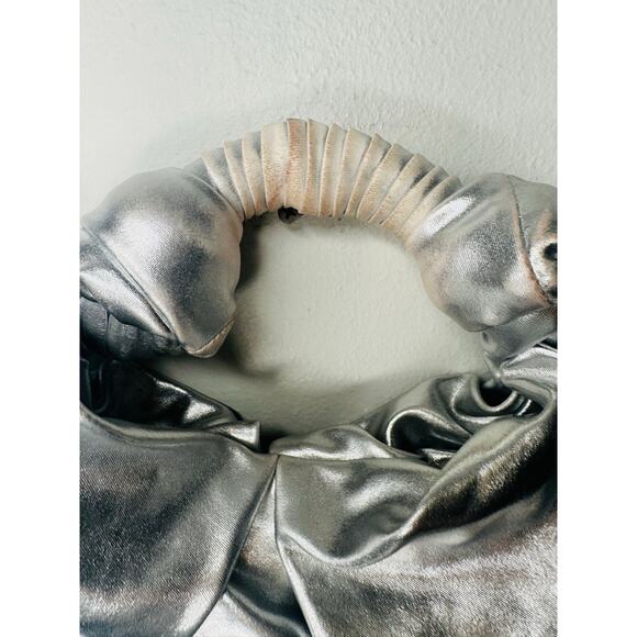 SIMON MILLER Silver Metallic Lopsy Knot Detailing Magnetic Shoulder Bag - Picture 4 of 8